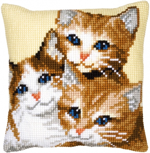 PN-0008506 "Три котенка", подушка